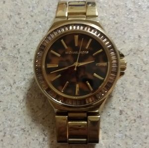MK watch gold with cheetah print/tortuous face